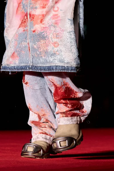 Look 15